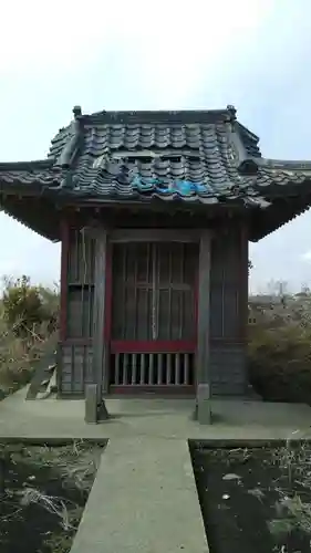 稲荷神社の本殿