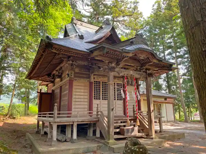 武内神社の本殿・本堂