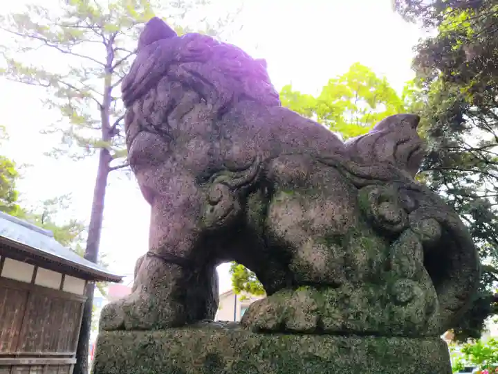 稲荷社(北明治稲荷社)の狛犬