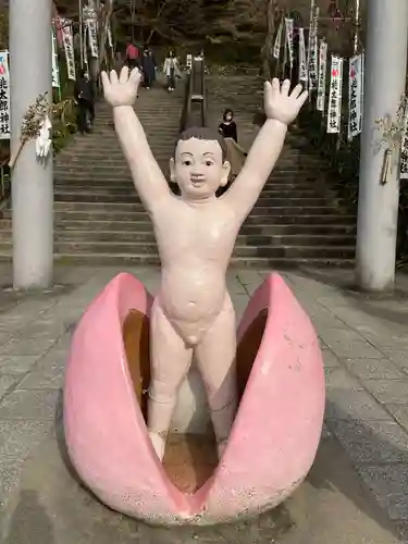 桃太郎神社（栗栖）の像