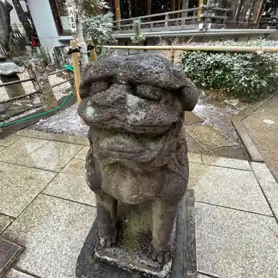 鳩森八幡神社の狛犬