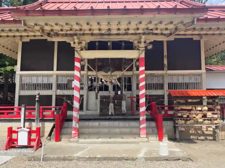 諏訪神社の本殿・本堂