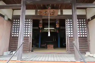 霊山寺の本殿・本堂