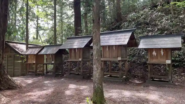 仁科神明宮の末社・摂社