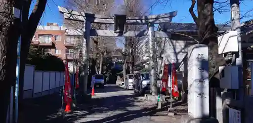 穏田神社の鳥居