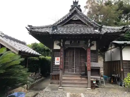 龍谷寺の本殿・本堂