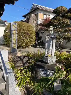 多聞寺の山門・神門