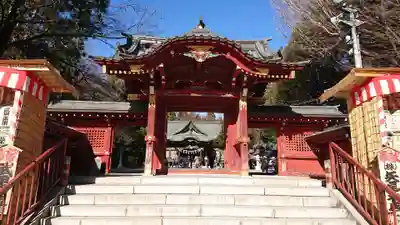 秩父神社の山門・神門