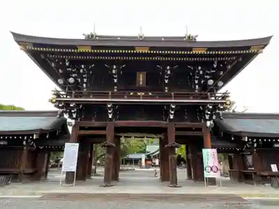 真清田神社の山門・神門