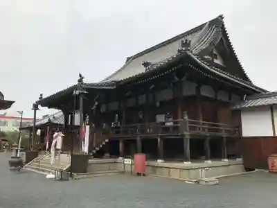 総持寺の本殿・本堂