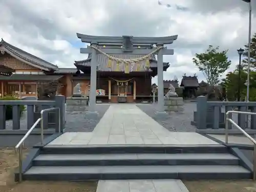 栗橋八坂神社の鳥居