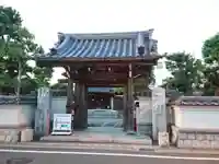 清寳寺の山門・神門