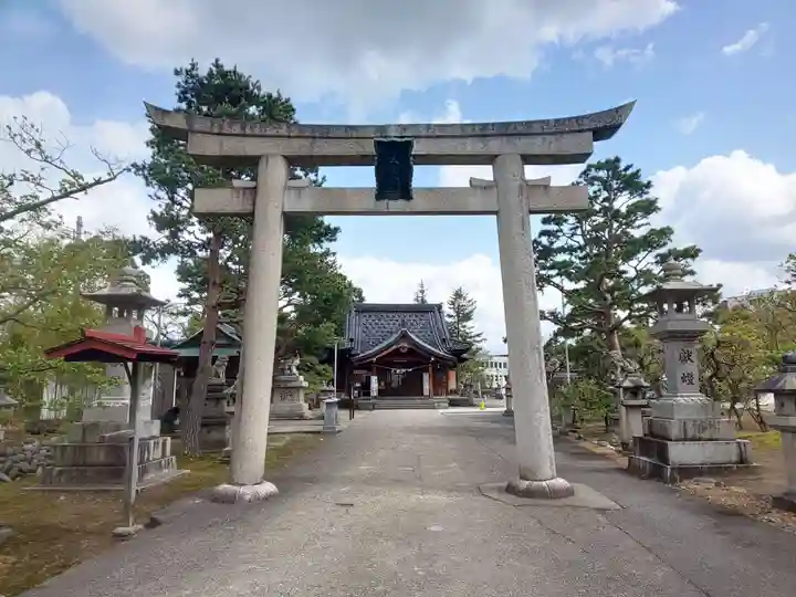於保多神社の鳥居