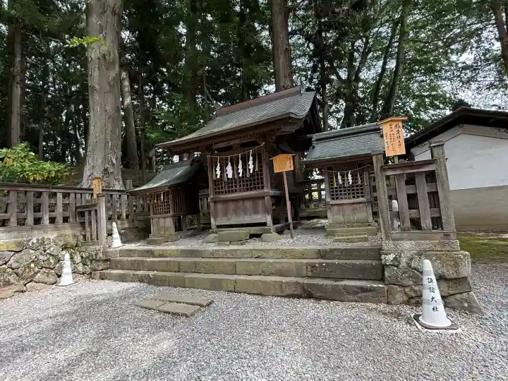 諏訪大社下社秋宮(長野県)