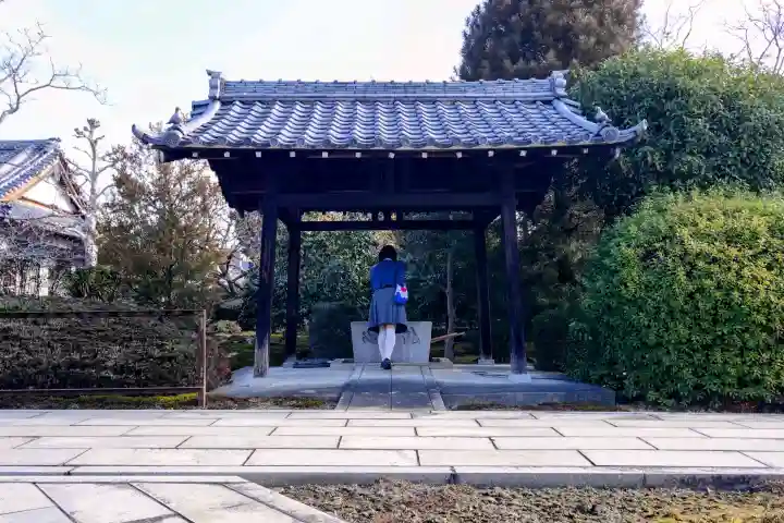 本誓院(曼陀羅寺塔頭)の手水舎