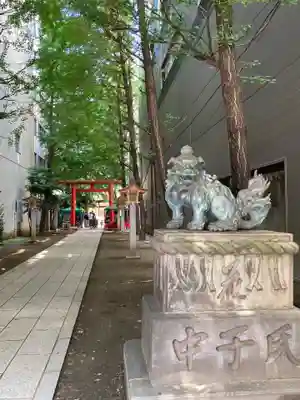 花園神社の狛犬