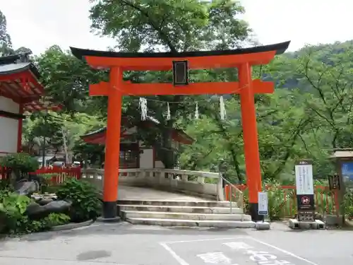 金櫻神社の鳥居