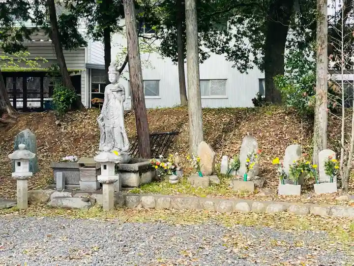 補陀落寺の{uncategorized: "未分類", other: "その他", undefined: "問題あり", building: "その他建物", grave: "お墓", sacred_gate: "鳥居", guardian: "狛犬", statue: "像", buddha: "仏像", history: "歴史", nature: "自然", garden: "庭園", animal: "動物", pagoda: "塔", temizu: "手水舎", mountain_gate: "山門・神門", sanctuary: "本殿・本堂", subordinate: "末社・摂社", art: "芸術", scenery: "景色", jizo: "地蔵", ema: "絵馬", goshuin: "御朱印", omikuji: "おみくじ", items: "授与品その他", amulet: "お守り", goshuincho: "御朱印帳", eats: "食事", festival: "お祭り", votive_dance: "神楽", shichigosan: "七五三参", wedding: "結婚式", experience: "体験その他", initially: "初詣", around: "周辺", anti_infection: "感染症対策"}