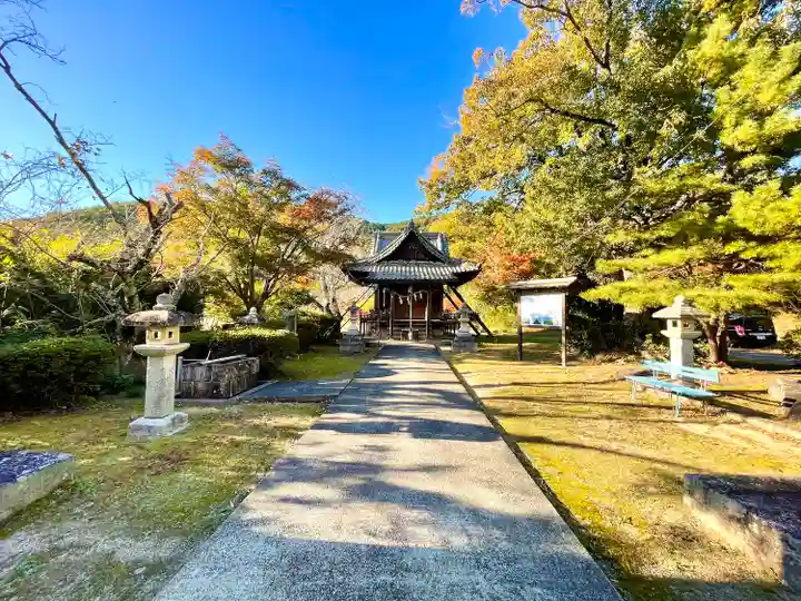 荒神山神社遥拝殿(滋賀県)