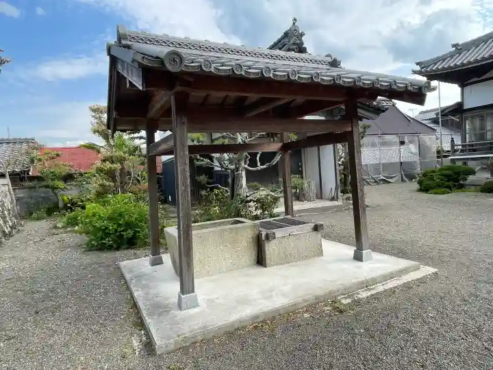 明性寺の{uncategorized: "未分類", other: "その他", undefined: "問題あり", building: "その他建物", grave: "お墓", sacred_gate: "鳥居", guardian: "狛犬", statue: "像", buddha: "仏像", history: "歴史", nature: "自然", garden: "庭園", animal: "動物", pagoda: "塔", temizu: "手水舎", mountain_gate: "山門・神門", sanctuary: "本殿・本堂", subordinate: "末社・摂社", art: "芸術", scenery: "景色", jizo: "地蔵", ema: "絵馬", goshuin: "御朱印", omikuji: "おみくじ", items: "授与品その他", amulet: "お守り", goshuincho: "御朱印帳", eats: "食事", festival: "お祭り", votive_dance: "神楽", shichigosan: "七五三参", wedding: "結婚式", experience: "体験その他", initially: "初詣", around: "周辺", anti_infection: "感染症対策"}