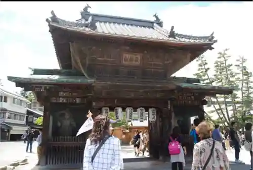 大願寺の山門・神門