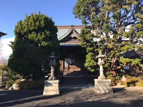 泉沢寺の本殿・本堂
