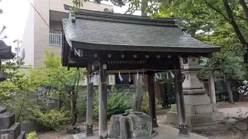 越中白山総社の手水舎