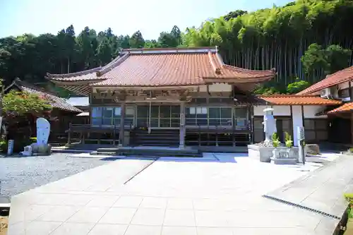 乗光寺の本殿