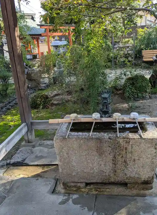 帯解寺の手水舎