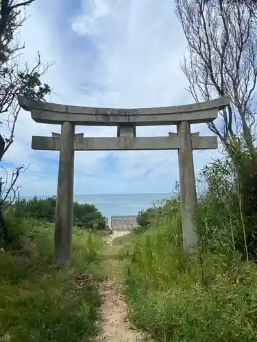 年毛神社の鳥居