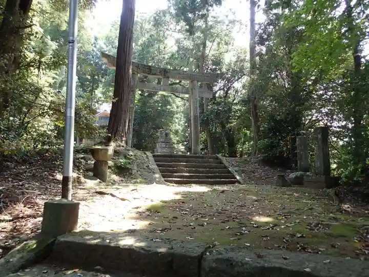 志加奴神社の鳥居
