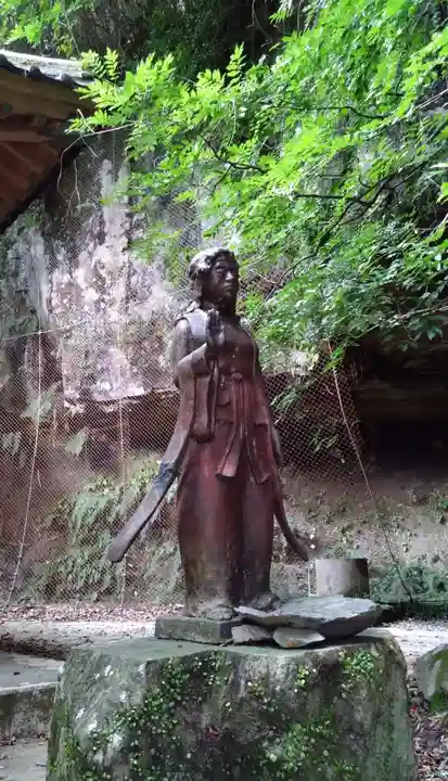八女津媛神社(福岡県)