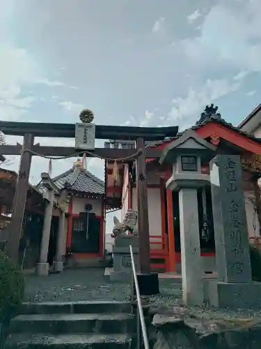 金巻明神の{uncategorized: "未分類", other: "その他", undefined: "問題あり", building: "その他建物", grave: "お墓", sacred_gate: "鳥居", guardian: "狛犬", statue: "像", buddha: "仏像", history: "歴史", nature: "自然", garden: "庭園", animal: "動物", pagoda: "塔", temizu: "手水舎", mountain_gate: "山門・神門", sanctuary: "本殿・本堂", subordinate: "末社・摂社", art: "芸術", scenery: "景色", jizo: "地蔵", ema: "絵馬", goshuin: "御朱印", omikuji: "おみくじ", items: "授与品その他", amulet: "お守り", goshuincho: "御朱印帳", eats: "食事", festival: "お祭り", votive_dance: "神楽", shichigosan: "七五三参", wedding: "結婚式", experience: "体験その他", initially: "初詣", around: "周辺", anti_infection: "感染症対策"}