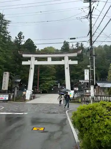 諏訪大社の鳥居