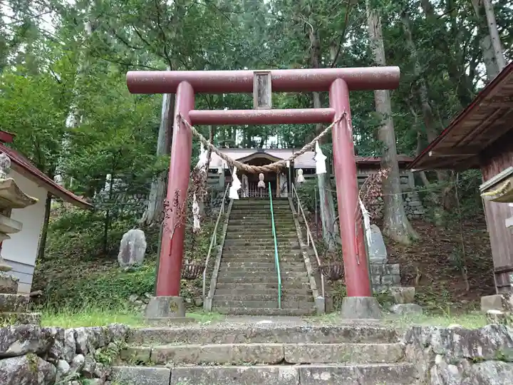 満島神社(原の森満島神社)の鳥居