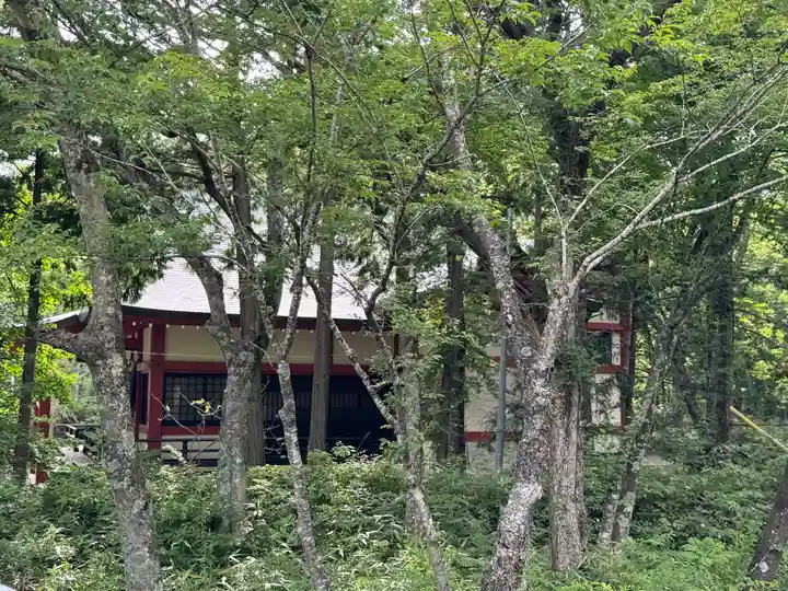 山中諏訪神社(山梨県)