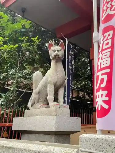 笠䅣稲荷神社の{uncategorized: "未分類", other: "その他", undefined: "問題あり", building: "その他建物", grave: "お墓", sacred_gate: "鳥居", guardian: "狛犬", statue: "像", buddha: "仏像", history: "歴史", nature: "自然", garden: "庭園", animal: "動物", pagoda: "塔", temizu: "手水舎", mountain_gate: "山門・神門", sanctuary: "本殿・本堂", subordinate: "末社・摂社", art: "芸術", scenery: "景色", jizo: "地蔵", ema: "絵馬", goshuin: "御朱印", omikuji: "おみくじ", items: "授与品その他", amulet: "お守り", goshuincho: "御朱印帳", eats: "食事", festival: "お祭り", votive_dance: "神楽", shichigosan: "七五三参", wedding: "結婚式", experience: "体験その他", initially: "初詣", around: "周辺", anti_infection: "感染症対策"}