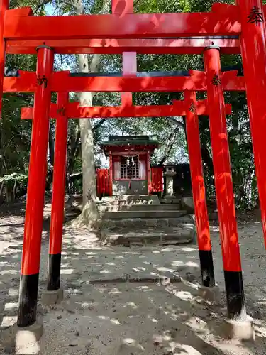 亀之森住吉神社の末社