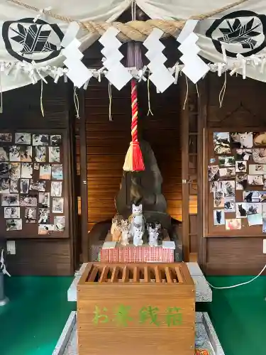 忠猫神社の{uncategorized: "未分類", other: "その他", undefined: "問題あり", building: "その他建物", grave: "お墓", sacred_gate: "鳥居", guardian: "狛犬", statue: "像", buddha: "仏像", history: "歴史", nature: "自然", garden: "庭園", animal: "動物", pagoda: "塔", temizu: "手水舎", mountain_gate: "山門・神門", sanctuary: "本殿・本堂", subordinate: "末社・摂社", art: "芸術", scenery: "景色", jizo: "地蔵", ema: "絵馬", goshuin: "御朱印", omikuji: "おみくじ", items: "授与品その他", amulet: "お守り", goshuincho: "御朱印帳", eats: "食事", festival: "お祭り", votive_dance: "神楽", shichigosan: "七五三参", wedding: "結婚式", experience: "体験その他", initially: "初詣", around: "周辺", anti_infection: "感染症対策"}
