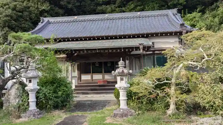 安養寺の本殿・本堂