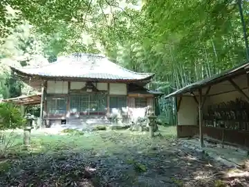観音寺の本殿・本堂