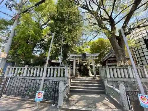 三条八幡神社の鳥居