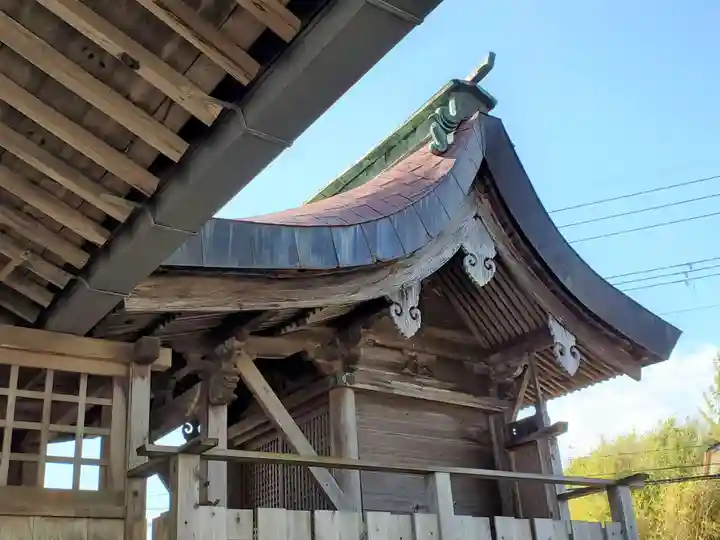 八幡神社の本殿・本堂