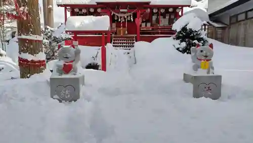 鹿角八坂神社の狛犬