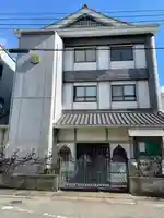 応誓寺の本殿・本堂