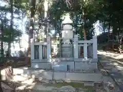 八柱神社のお墓