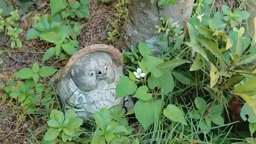 林泉寺の像