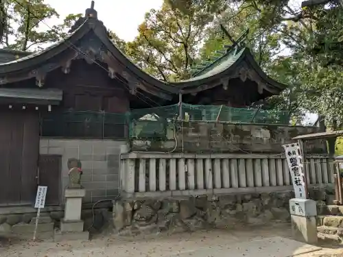 下中八幡宮の{uncategorized: "未分類", other: "その他", undefined: "問題あり", building: "その他建物", grave: "お墓", sacred_gate: "鳥居", guardian: "狛犬", statue: "像", buddha: "仏像", history: "歴史", nature: "自然", garden: "庭園", animal: "動物", pagoda: "塔", temizu: "手水舎", mountain_gate: "山門・神門", sanctuary: "本殿・本堂", subordinate: "末社・摂社", art: "芸術", scenery: "景色", jizo: "地蔵", ema: "絵馬", goshuin: "御朱印", omikuji: "おみくじ", items: "授与品その他", amulet: "お守り", goshuincho: "御朱印帳", eats: "食事", festival: "お祭り", votive_dance: "神楽", shichigosan: "七五三参", wedding: "結婚式", experience: "体験その他", initially: "初詣", around: "周辺", anti_infection: "感染症対策"}