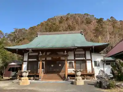 長興院の本殿・本堂