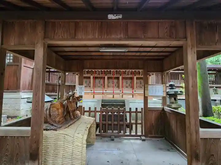 若宮八幡社の末社・摂社